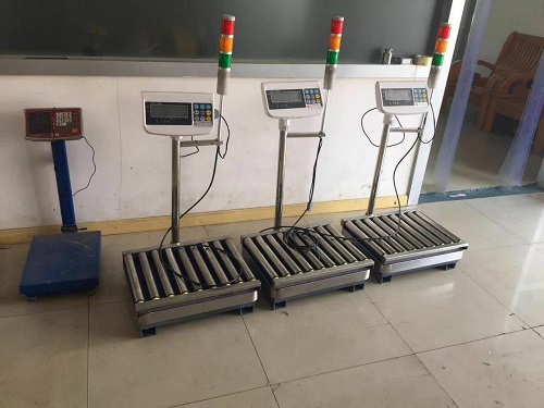 帶報(bào)警滾筒檢重秤 流水線滾筒電子秤